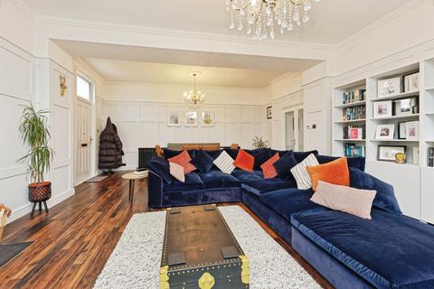 3 bedroom semi-detached house for sale, Beauxfield, Whitfield, Dover, Kent, CT16