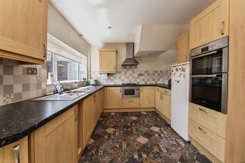 3 bedroom end of terrace house for sale, Browning Close, Exeter