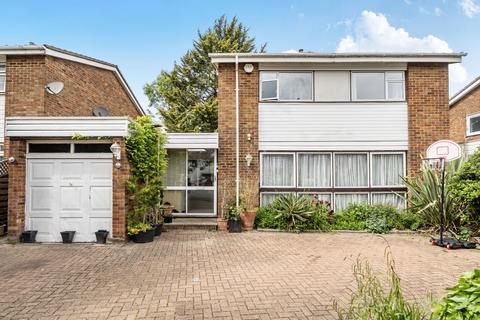 Mead Way, Hayes, Kent, BR2