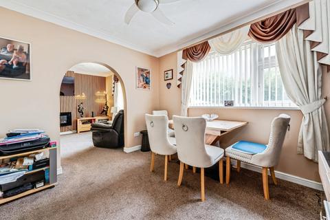 3 bedroom semi-detached house for sale, Oaksey Road, Swindon, Wiltshire, SN2
