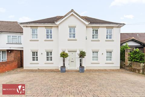 5 bedroom detached house to rent, Baas Lane, Broxbourne EN10