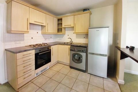2 bedroom apartment to rent, Longford Road, Manchester M32