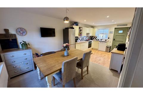 3 bedroom terraced house for sale, Millfield Court, Matlock, DE4