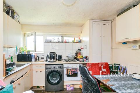 2 bedroom flat to rent, Morley Grove, Harlow, CM20