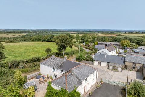 4 bedroom farm house for sale, Beaworthy EX21