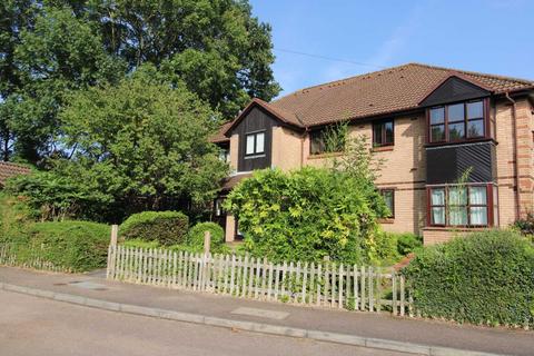 1 bedroom flat for sale, Bornedene, Potters Bar