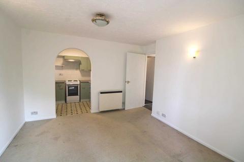 1 bedroom flat for sale, Bornedene, Potters Bar