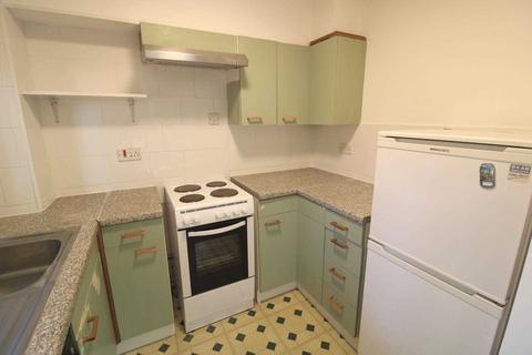 1 bedroom flat for sale, Bornedene, Potters Bar
