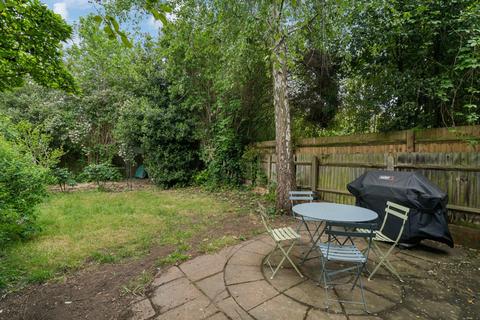 5 bedroom link detached house for sale, Suffolk Road, Barnes, London, SW13