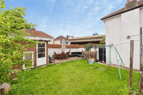 3 bedroom end of terrace house for sale, Stapleton Road, Bristol, BS5