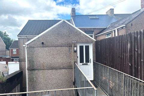 1 bedroom flat to rent, Top Floor Flat, 161 Port Tennant Road, Swansea, West Glamorgan, SA18JN