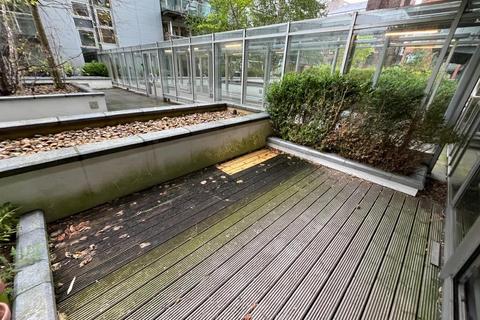 Studio to rent, The Edge, Clowes Street, Salford