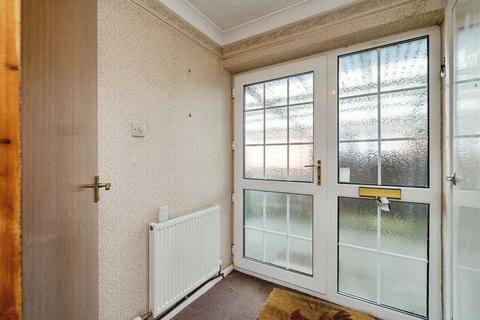 2 bedroom detached bungalow for sale, Roydon Gardens, Roydon, Diss