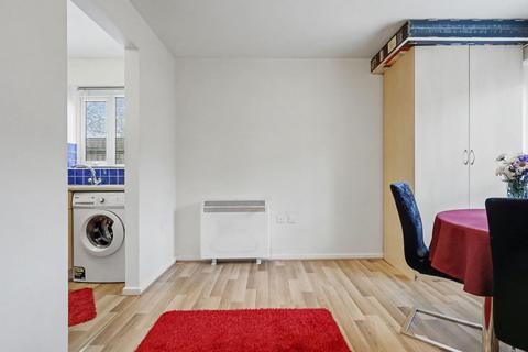 1 bedroom flat for sale, Hudson Way, London