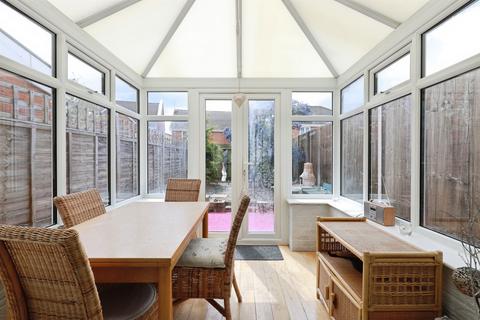3 bedroom townhouse for sale, Caliban Mews, Heathcote, Warwick