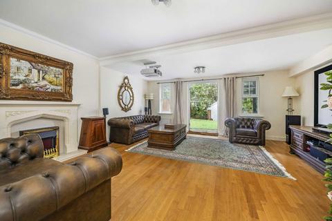 undefined, Osier Crescent, London N10