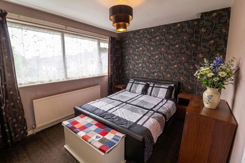2 bedroom terraced house for sale, Brookside Close, Glossop SK13