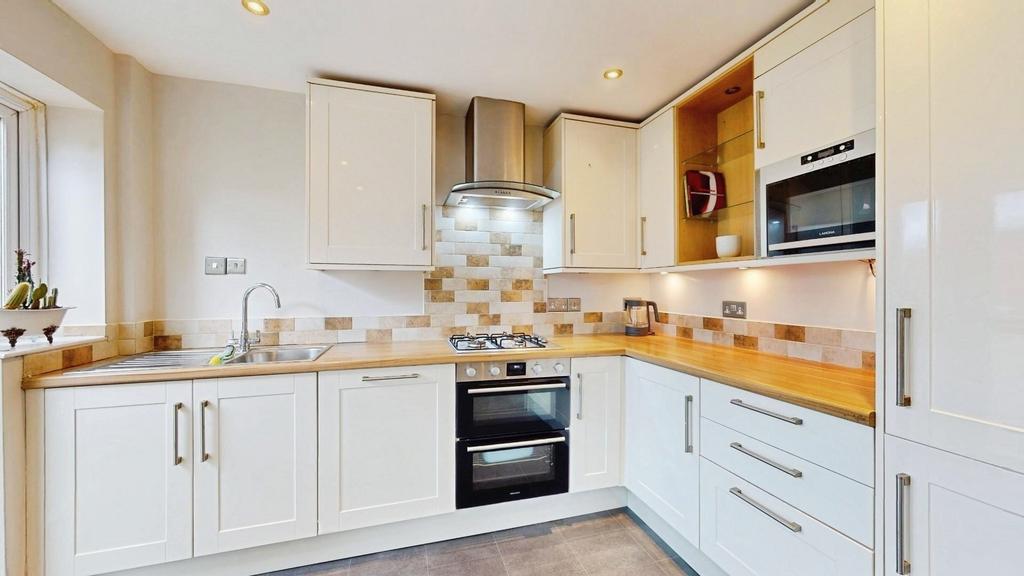 Redwood Way, Yeadon, Leeds, LS19 - View 2
