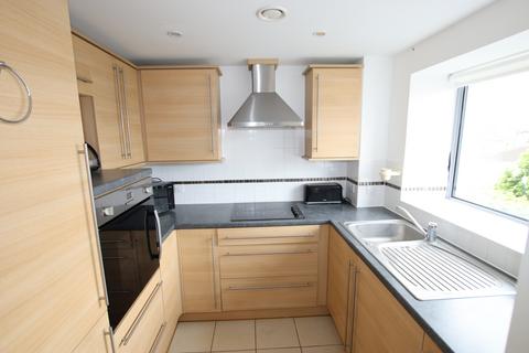 1 bedroom flat for sale, Kingsman Court, Carnarvon Road, Clacton on Sea, CO15