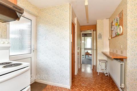 4 bedroom semi-detached house for sale, St. Leonard's Road, Horsham RH13