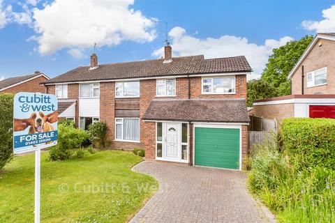 4 bedroom semi-detached house for sale, St. Leonard's Road, Horsham RH13