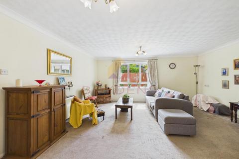 1 bedroom retirement property for sale, Maldon Road, Colchester CO3
