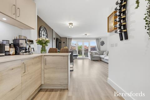 3 bedroom semi-detached house for sale, Adams Drive, Cressing, CM77