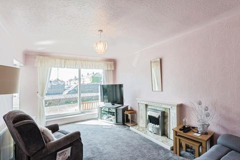 2 bedroom apartment for sale, Beach Road, Thornton-Cleveleys, FY5