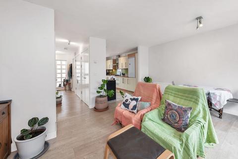 3 bedroom end of terrace house for sale, Moorlands Close, Royston SG8