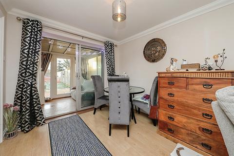 3 bedroom semi-detached house for sale, North Park, Fakenham