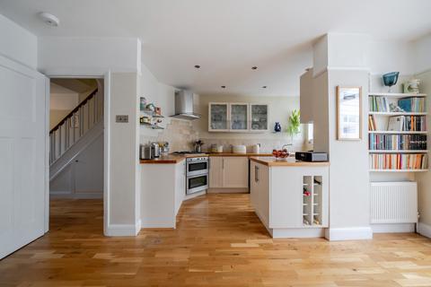 4 bedroom terraced house for sale, Barnfield Avenue, Kingston Upon Thames, KT2