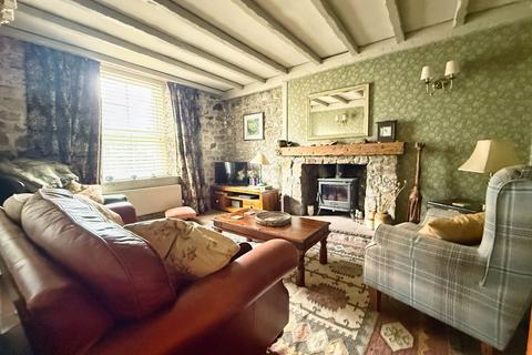 undefined, Heol Eglwys, Pen-Y-Fai, CF31