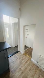 3 bedroom terraced house to rent, Butterthwaite Road, Sheffield S5