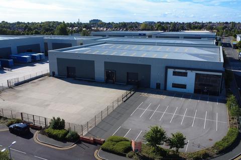 Showroom to rent, Meadowhall Rd Sheffield S9 1BS