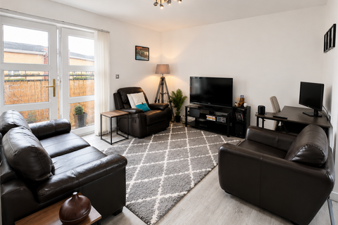 1 bedroom flat for sale, Wharf Road, Sale