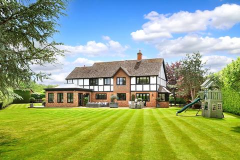 5 bedroom detached house for sale, Harvest Hill, Bourne End, Buckinghamshire, SL8