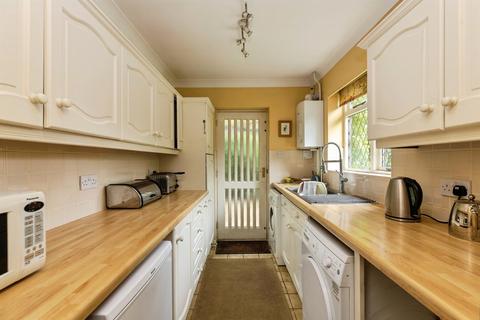 4 bedroom detached house for sale, Cedar Way, Ferndown