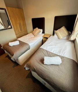 4 bedroom lodge for sale, Castlewood  Strachan