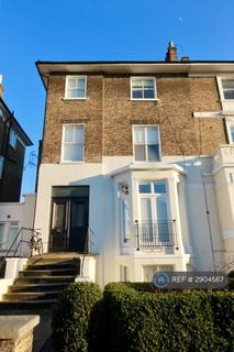 3 bedroom flat to rent, Camden Road, London, NW1