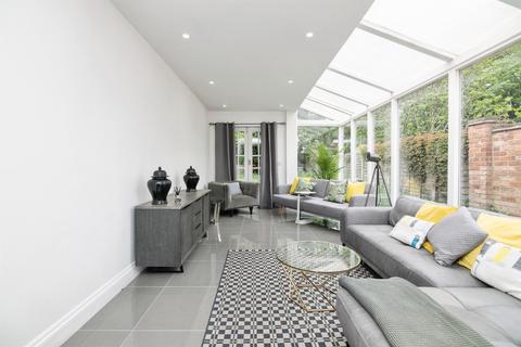 4 bedroom terraced house for sale, Reservoir Retreat, Birmingham