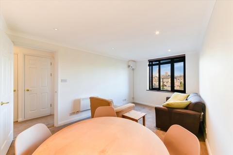 1 bedroom flat to rent, Hermitage Court, Knighten Street, London E1W