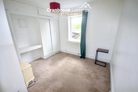 undefined, Lambourne Road, Chigwell, IG7