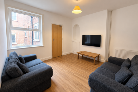 4 bedroom house to rent, Monks Road, Lincoln LN2