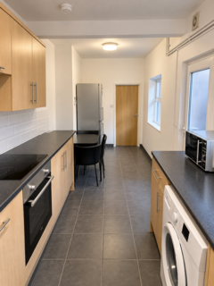 4 bedroom house to rent, Monks Road, Lincoln LN2