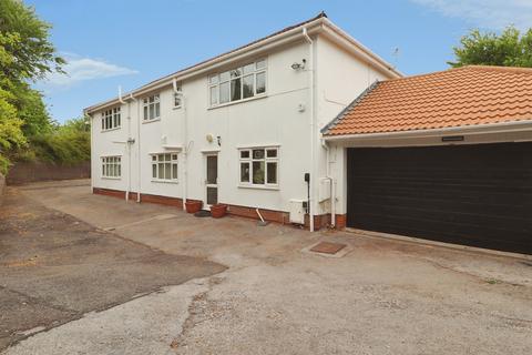 4 bedroom detached house for sale, Highlands, Tonyrefail, Porth