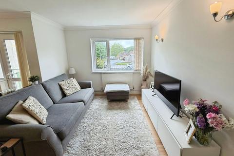 2 bedroom ground floor flat for sale, Aneurin Way, Swansea SA2