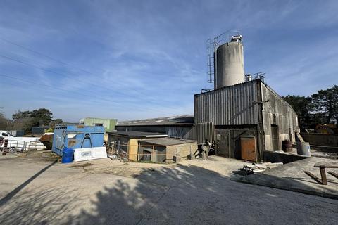 Warehouse for sale, Wareham Rd Corfe Mullen BH21 3RX
