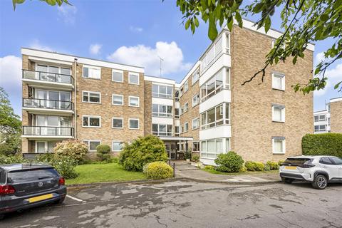 2 bedroom apartment for sale, Queens Road, Cheltenham