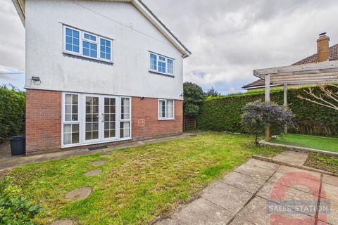 3 bedroom detached house for sale, Elm Close, Sully, CF64