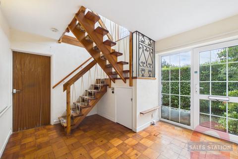 3 bedroom detached house for sale, Elm Close, Sully, CF64